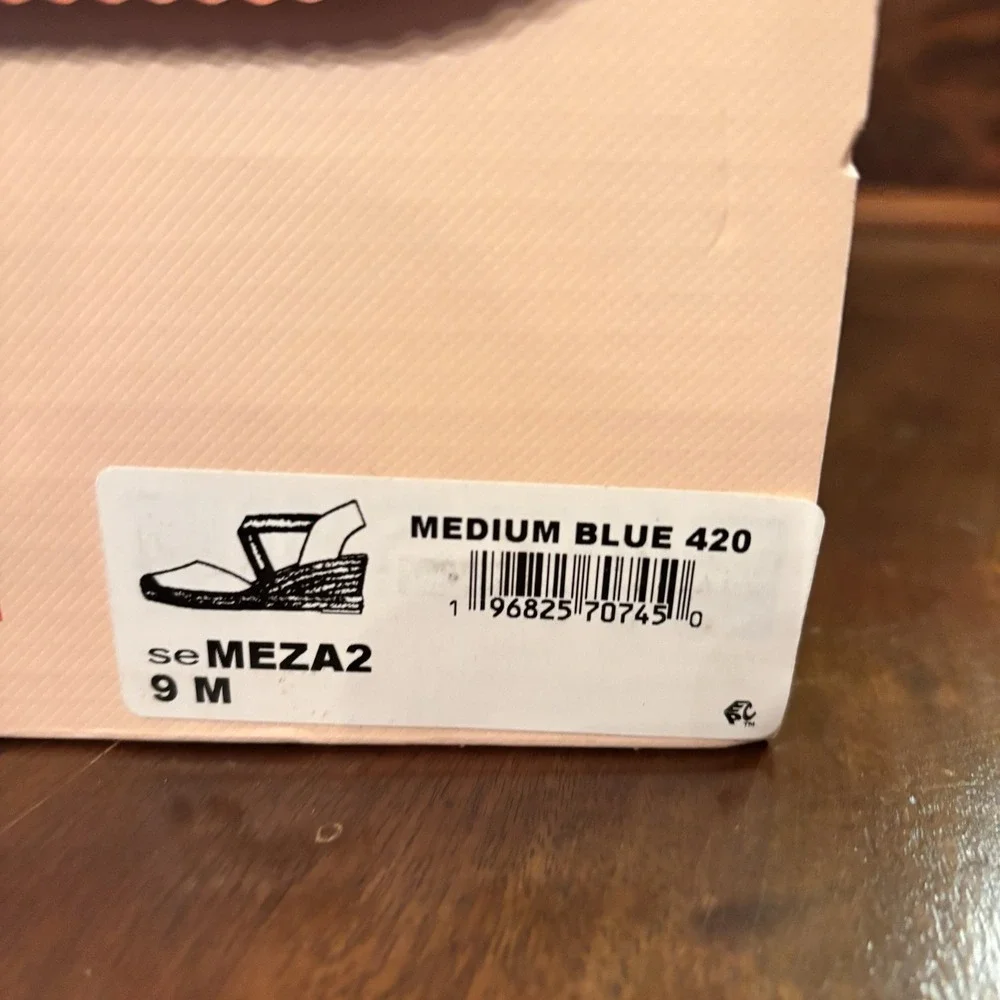 Easy‎ Spirit Meza2 Wedge Espadrille Sandals Blue Size 9M Elastic Strappy Comfort
